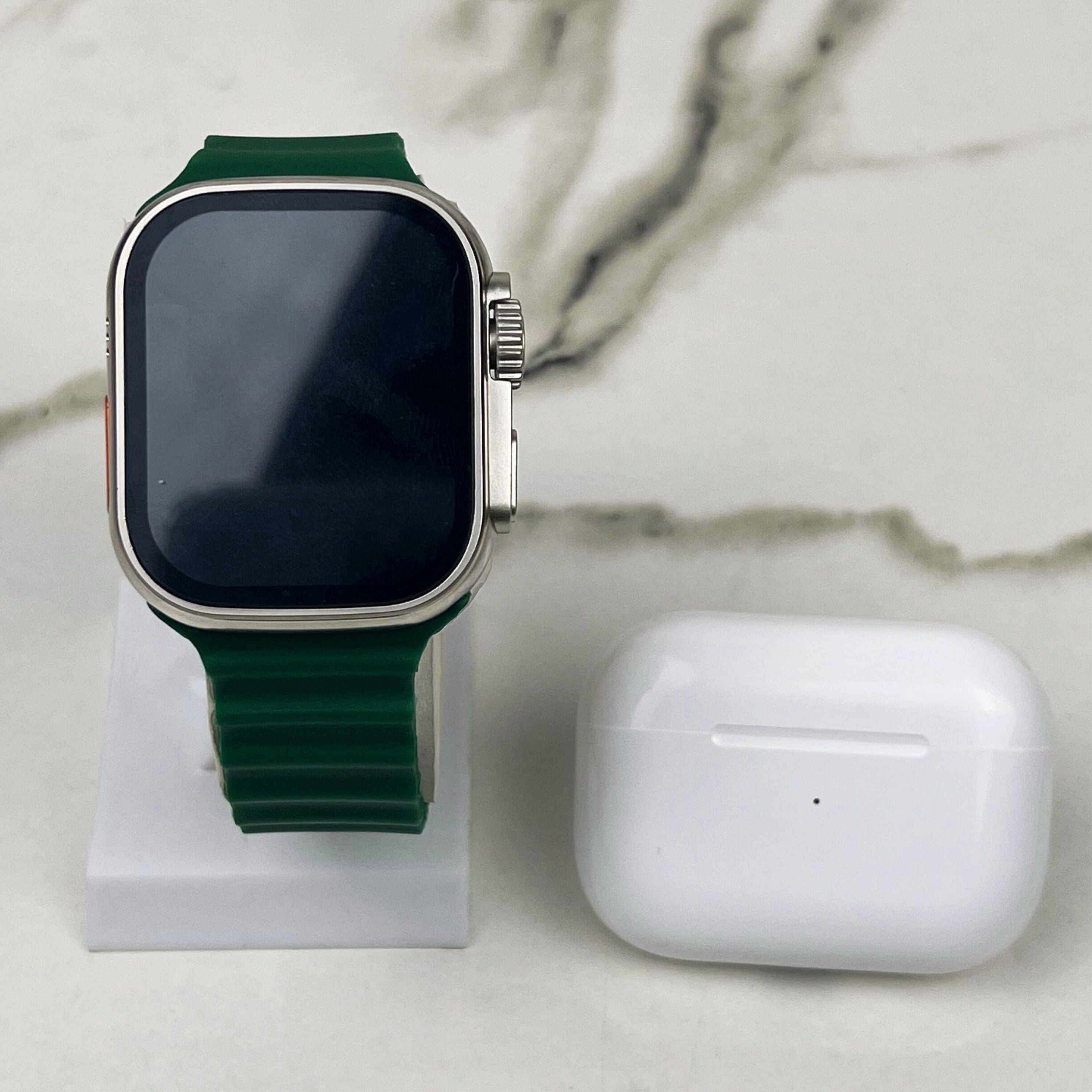 Smart Watch with Built-in Earbuds Case