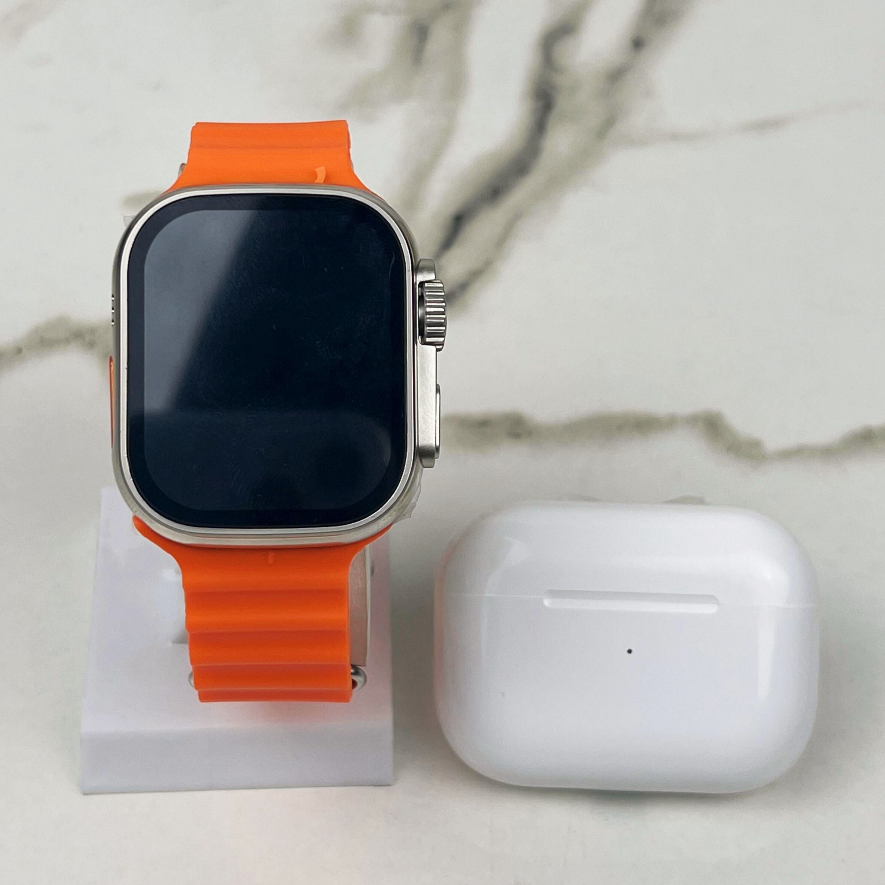 Smart Watch with Built-in Earbuds Case