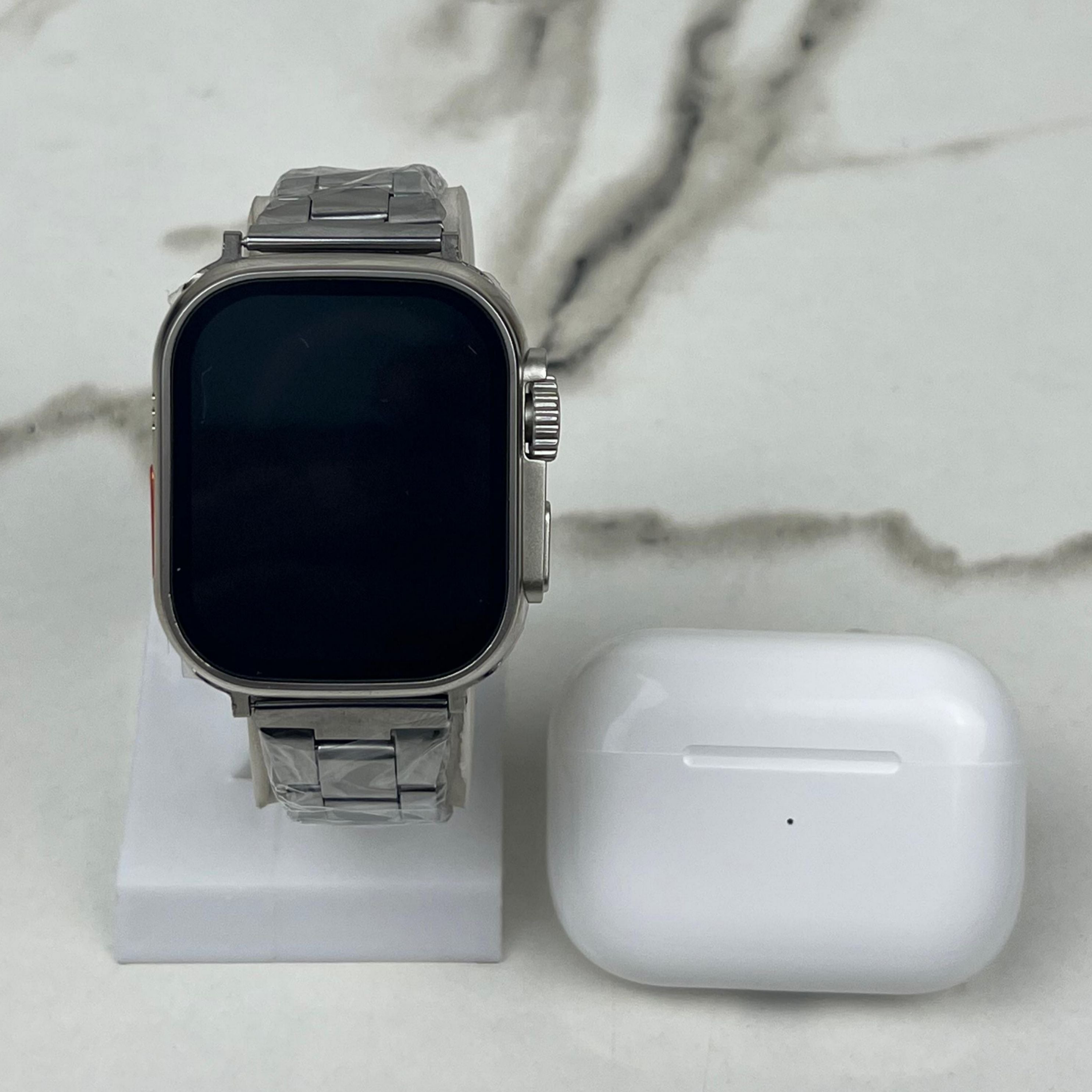 Smart Watch With Earbuds